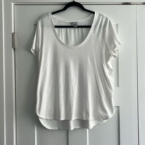 Tommy Bahama scoop neck cotton Tee.  Size XL